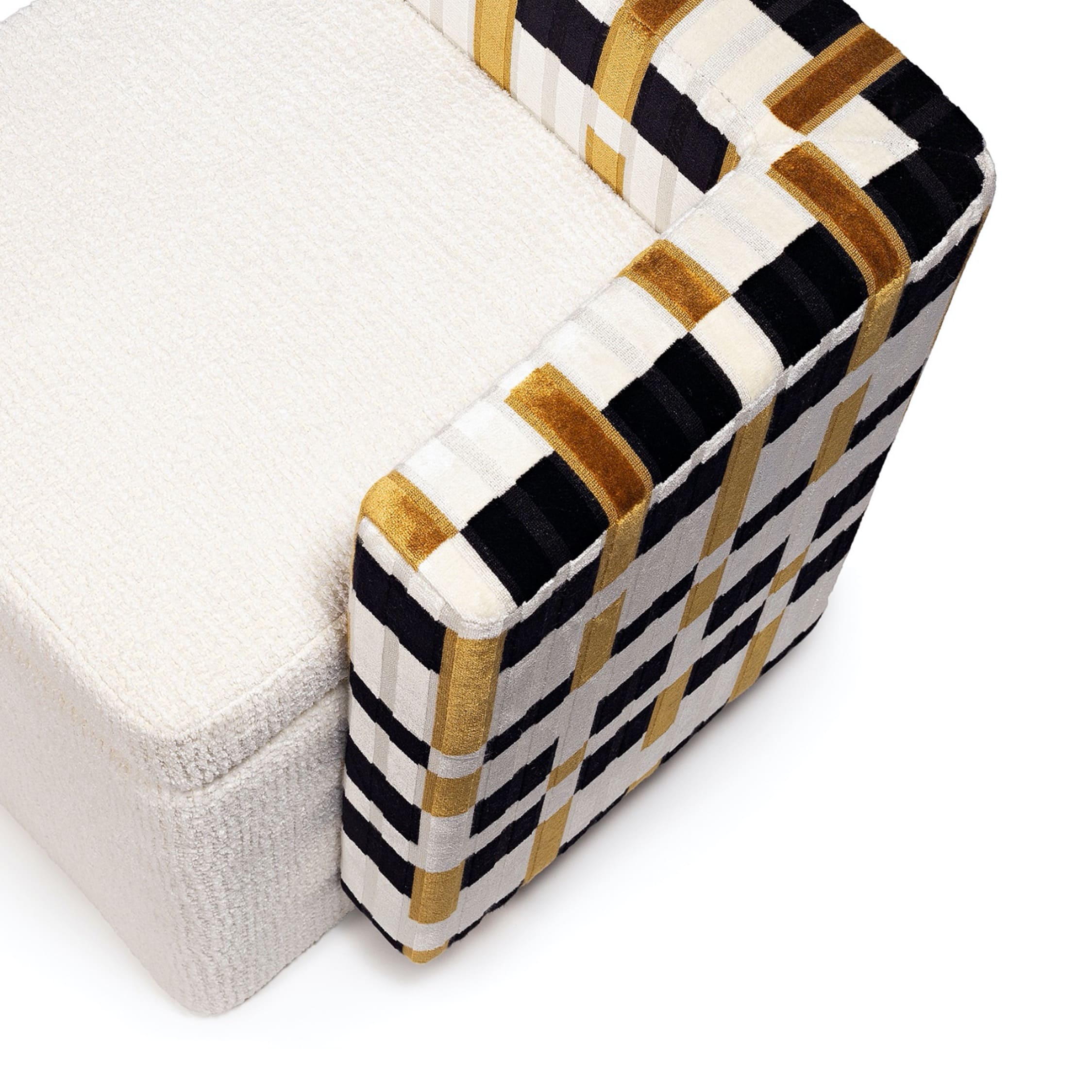 Stool NOT A CUBE STOOL INSIDHERLAND