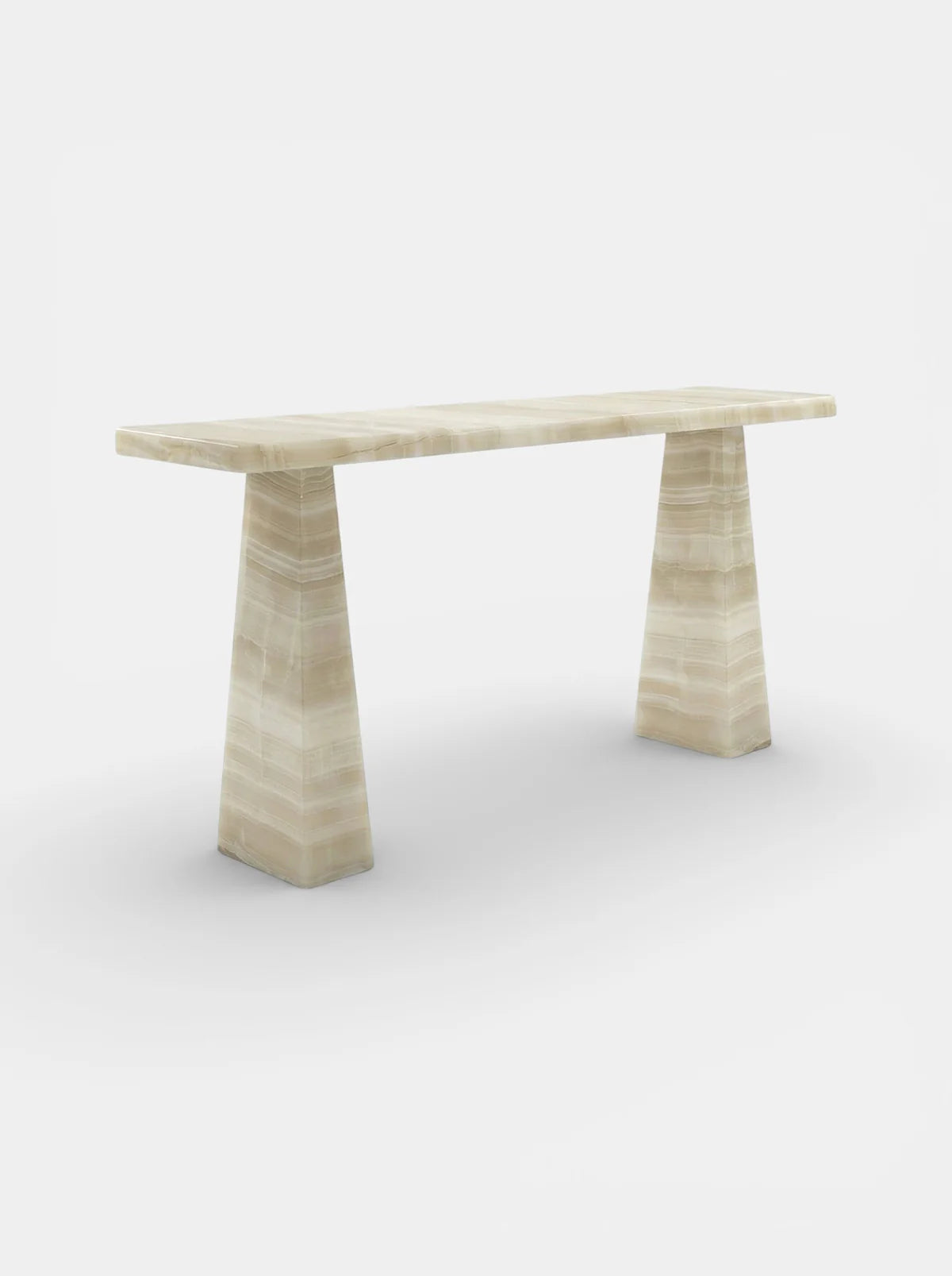 UMA IVORY ONYX