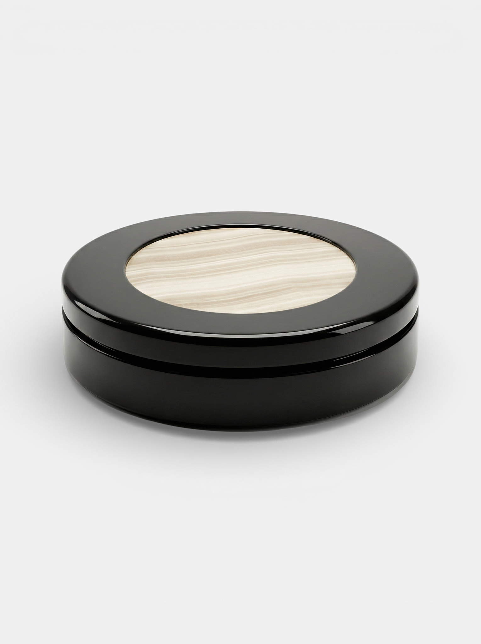 https://cdn.shopify.com/s/files/1/0971/2346/7599/files/yoyo_black_ivory_onyx_3.png?v=1770024620