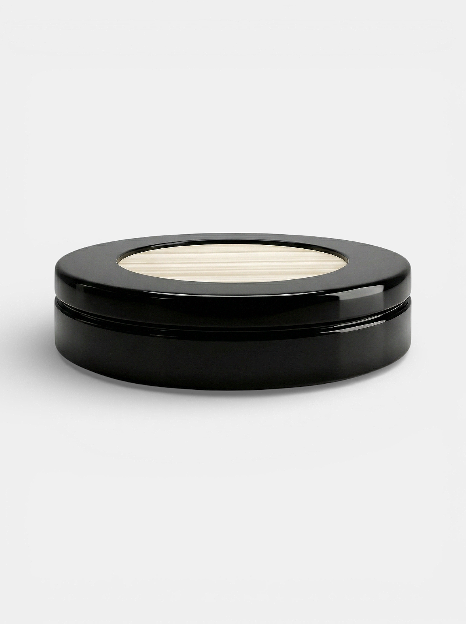https://cdn.shopify.com/s/files/1/0971/2346/7599/files/yoyo_black_ivory_onyx_6.png?v=1767621282